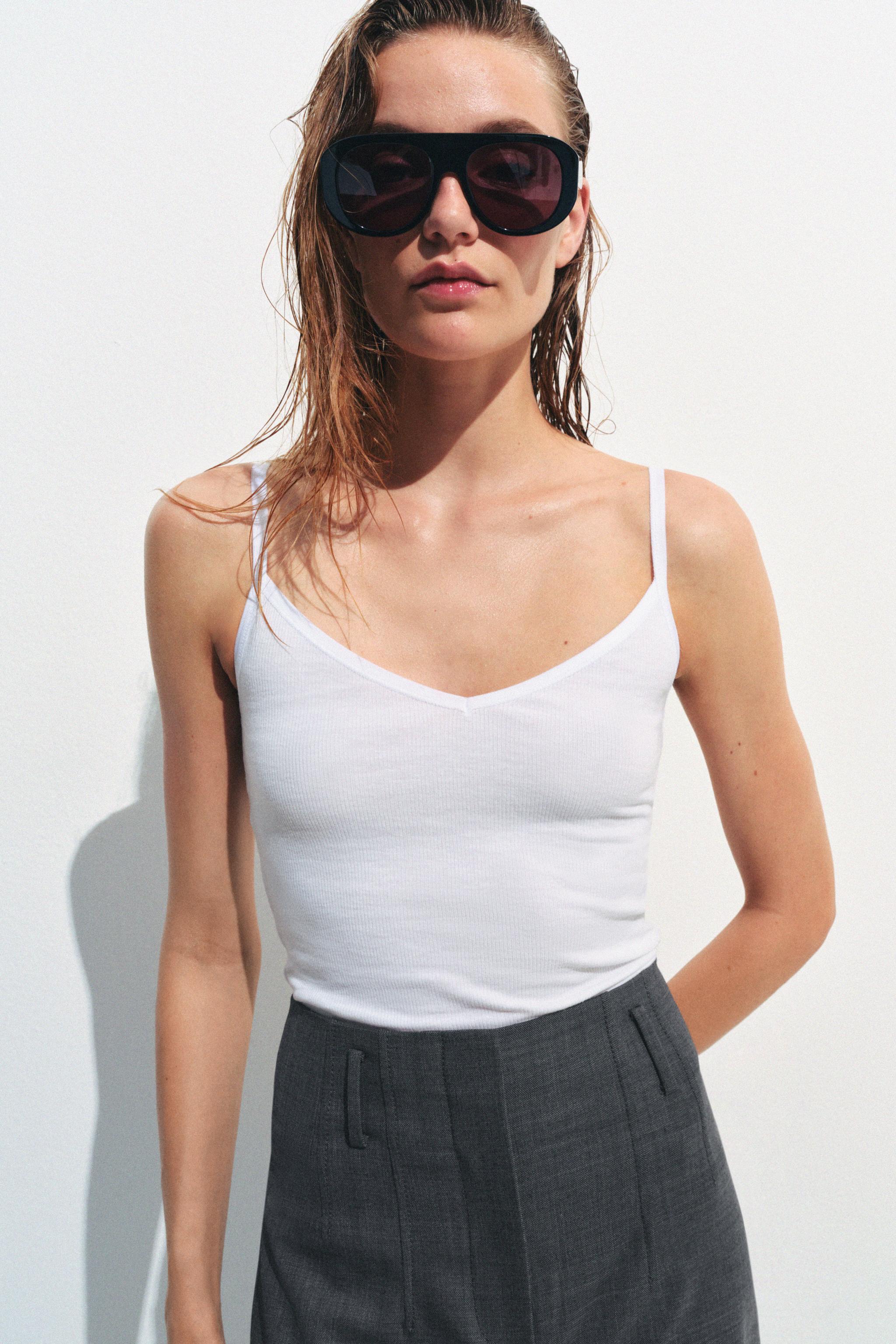 STRAPPY TANK TOP